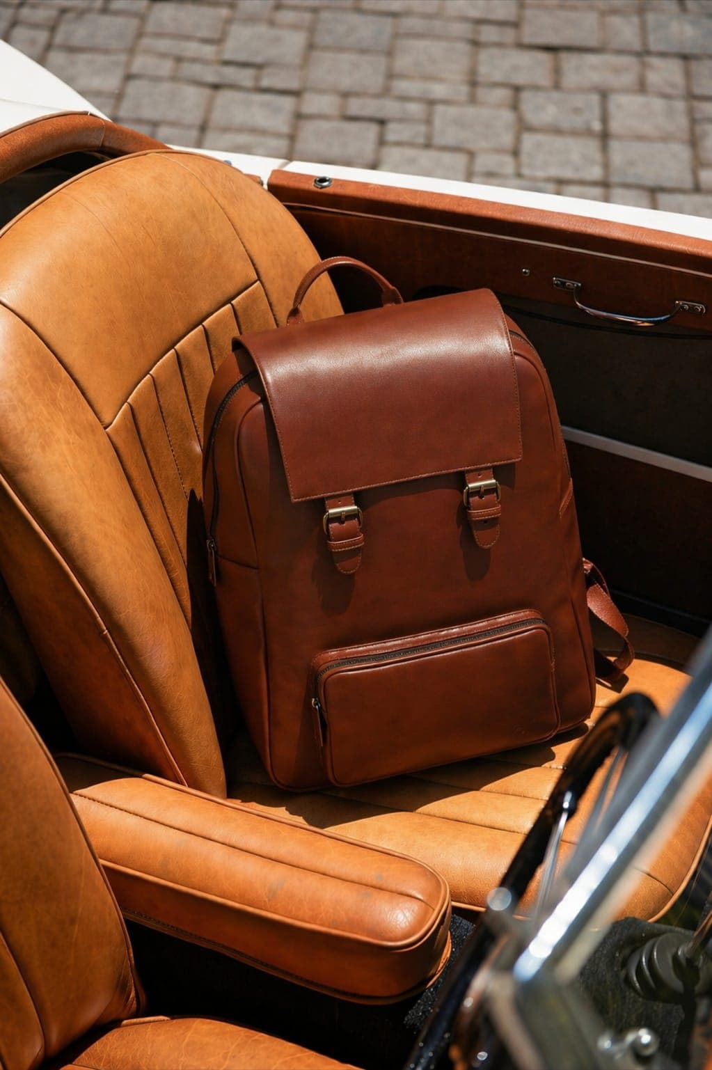 Leather in Luxury: From the Hands of Aristocrats to the Touch of Legacy