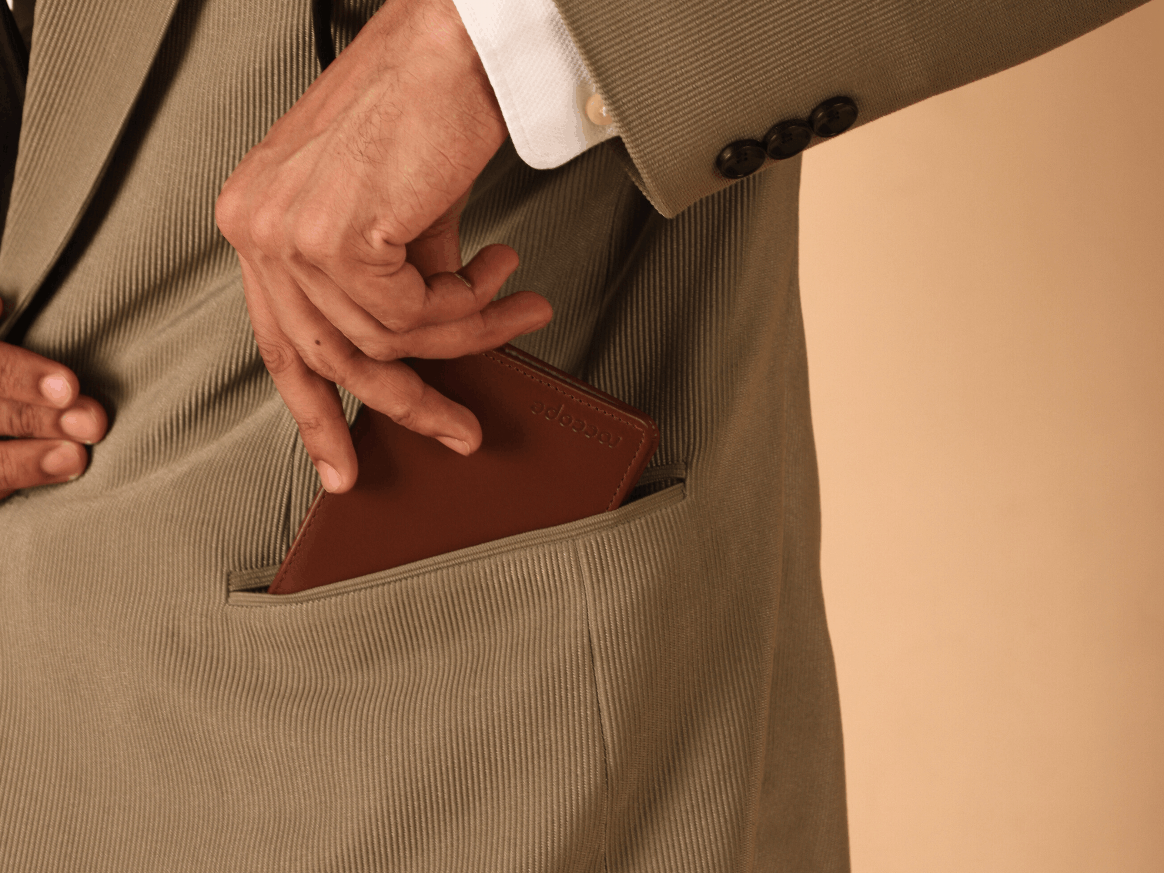 Roccope Timeless bifold leather Wallet